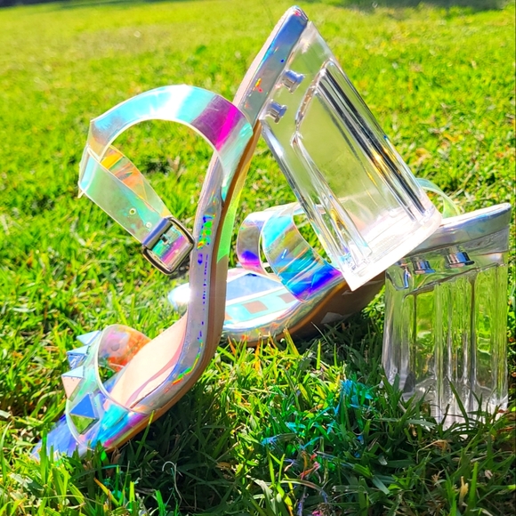 Forever 21 Strappy Prismatic Heels, Size 7 NWOT - Picture 1 of 11